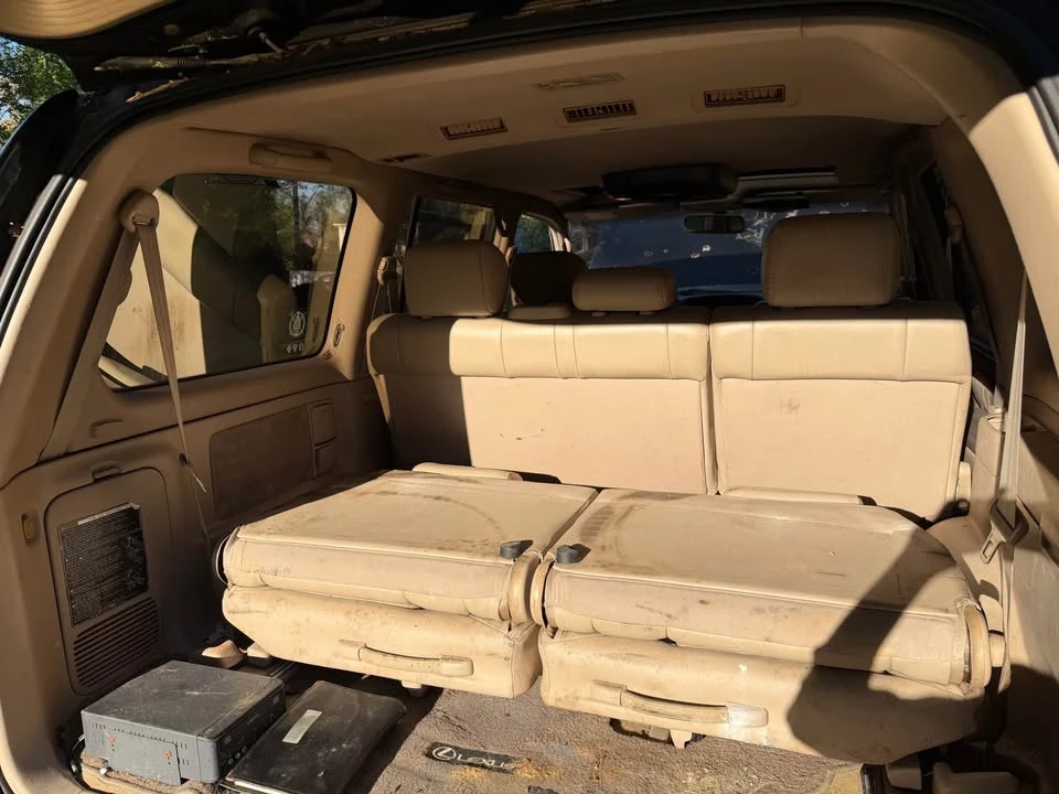 1999 Lexus LX 2nd Gen - Image 14 of 14