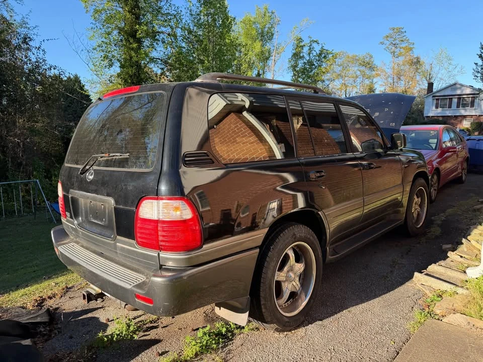 1999 Lexus LX 2nd Gen - Image 4 of 14