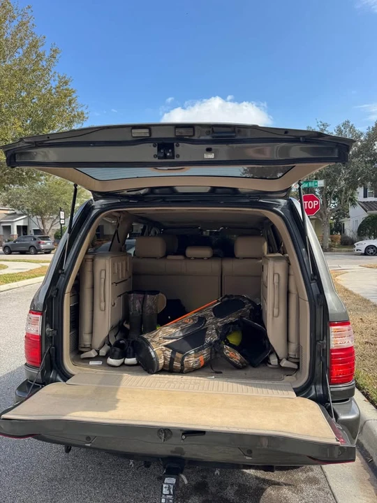 1999 Lexus LX 2nd Gen - Image 6 of 8