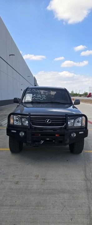 1999 Lexus LX 2nd Gen - Image 8 of 19