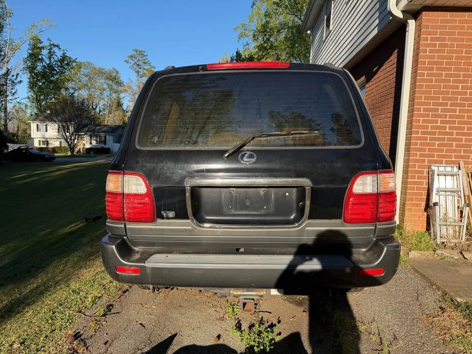 1999 Lexus LX 2nd Gen - Image 3 of 14