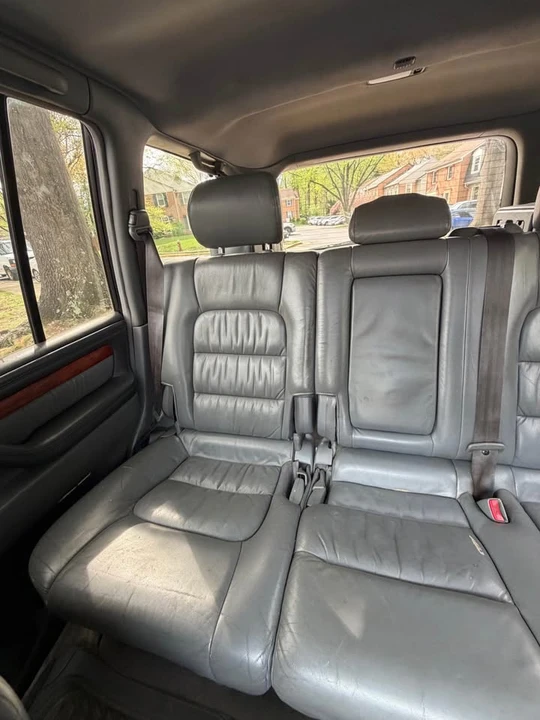 1999 Lexus LX 2nd Gen - Image 10 of 12