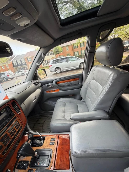 1999 Lexus LX 2nd Gen - Image 6 of 12