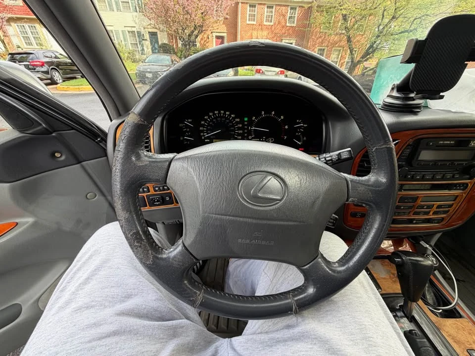 1999 Lexus LX 2nd Gen - Image 8 of 12