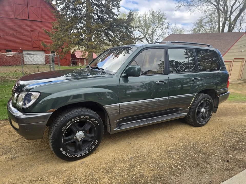 1999 Lexus LX 2nd Gen - Image 2 of 12