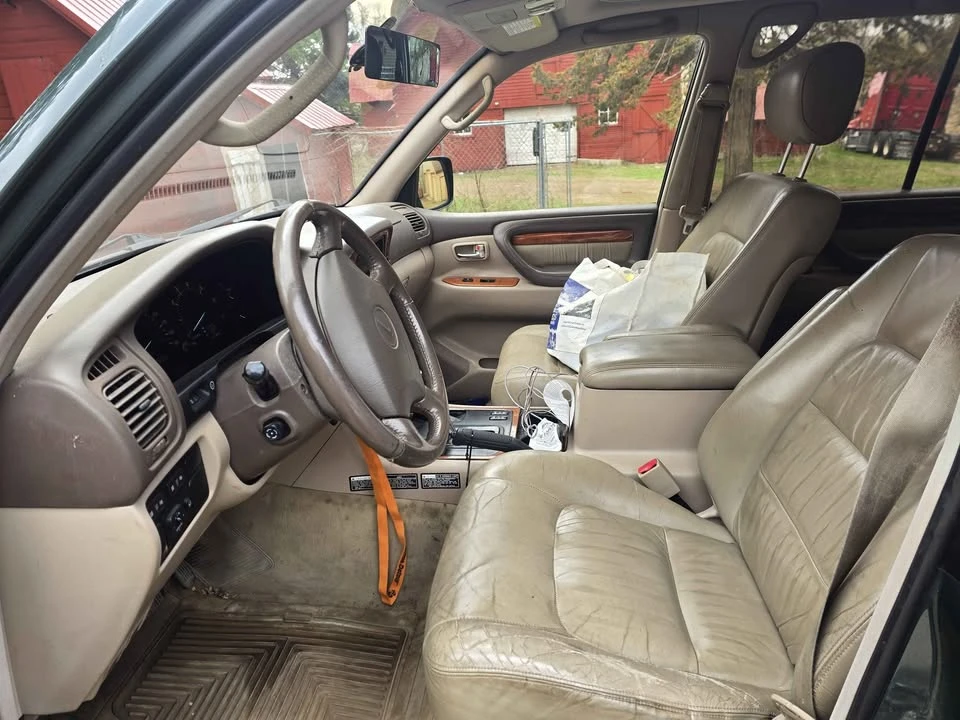 1999 Lexus LX 2nd Gen - Image 8 of 12