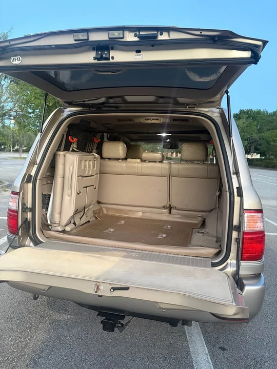 1999 Lexus LX 2nd Gen - Image 6 of 19