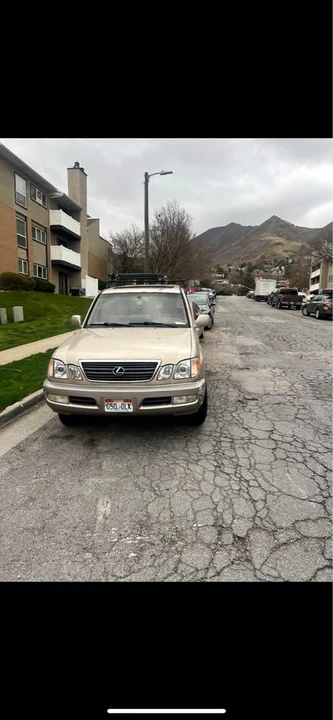 1999 Lexus LX 2nd Gen - Image 2 of 5
