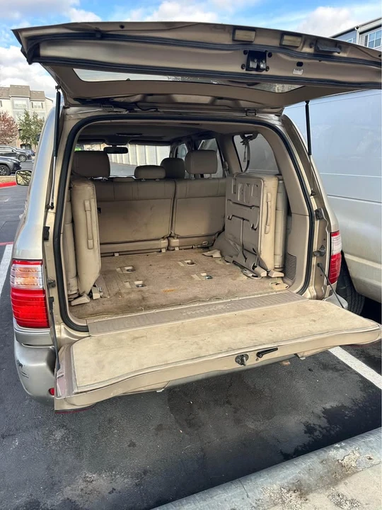 1999 Lexus LX 2nd Gen - Image 3 of 4