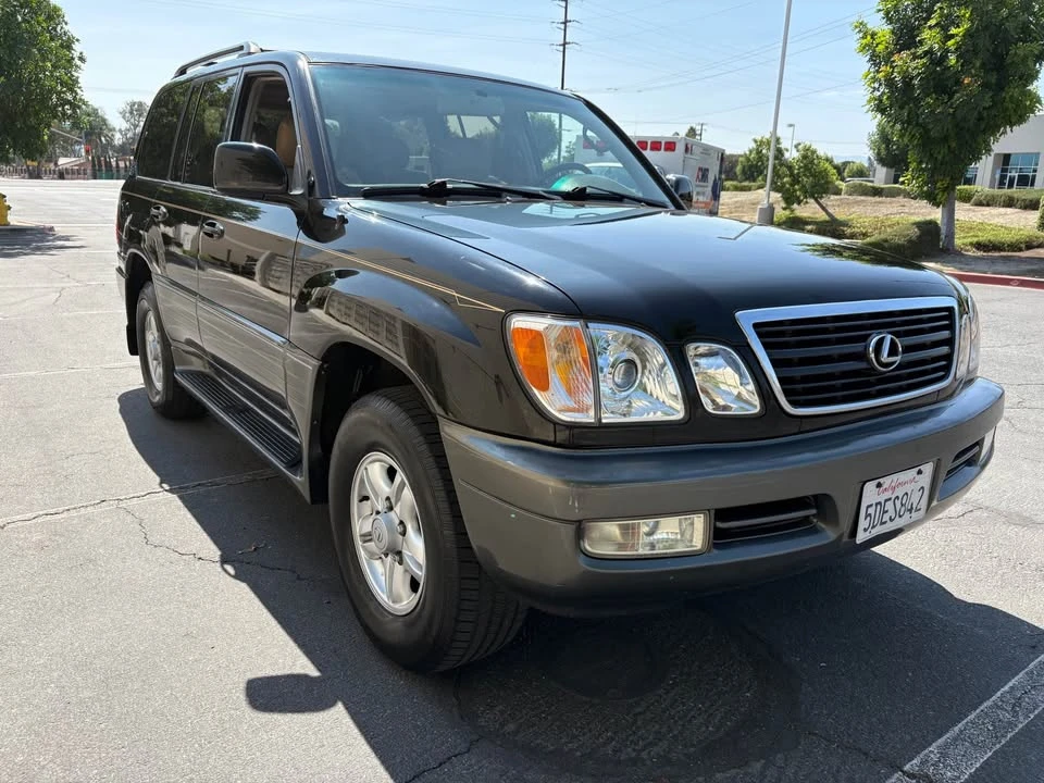 1999 Lexus LX 2nd Gen - Image 6 of 16