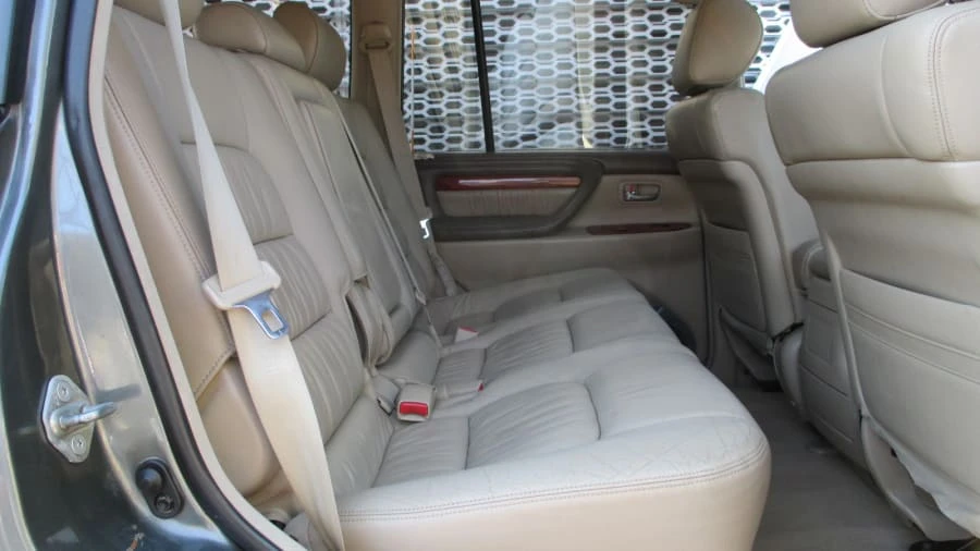 1999 Lexus LX 2nd Gen - Image 8 of 12