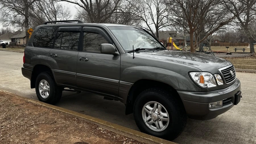 1999 Lexus LX 2nd Gen - Image 6 of 12
