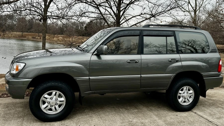 1999 Lexus LX 2nd Gen - Image 2 of 12