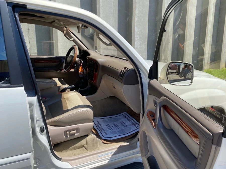 1999 Lexus LX 2nd Gen - Image 6 of 21