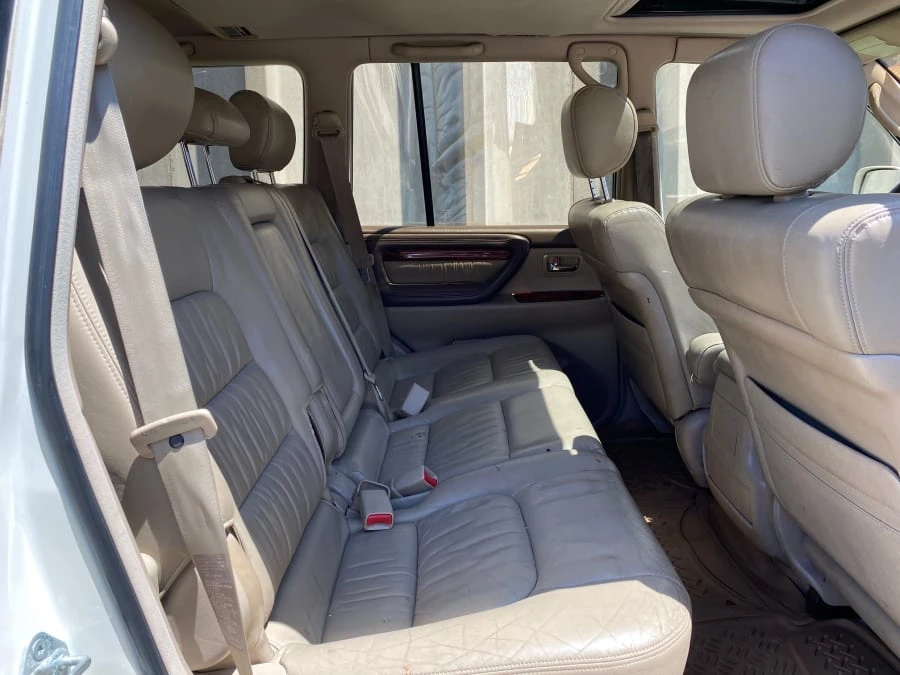 1999 Lexus LX 2nd Gen - Image 14 of 21