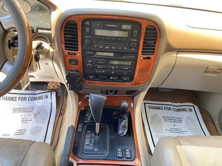 1999 Lexus LX 2nd Gen - Image 17 of 21