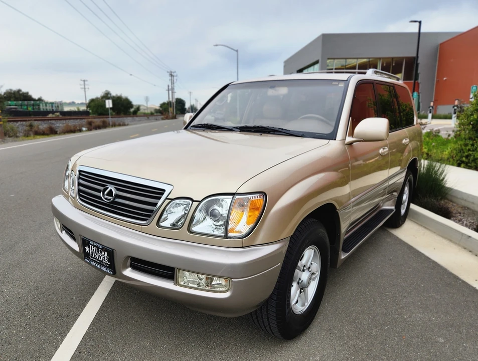 1999 Lexus LX 2nd Gen - Image 2 of 31