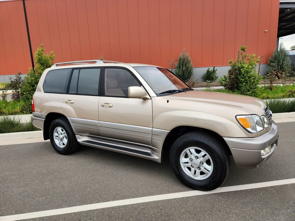 1999 Lexus LX 2nd Gen - Image 31 of 31