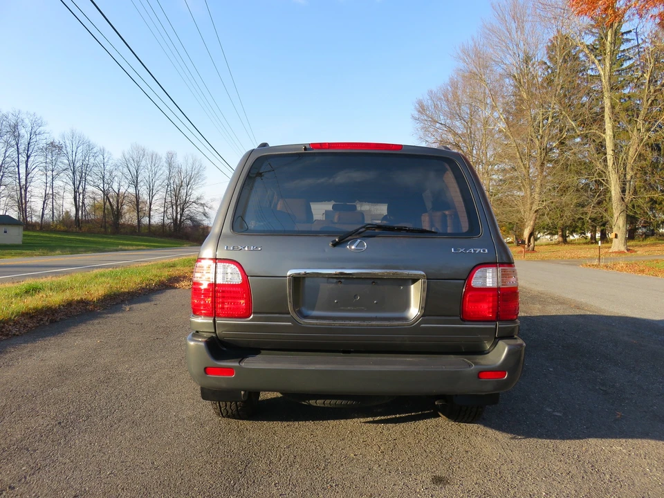 1999 Lexus LX 2nd Gen - Image 8 of 31
