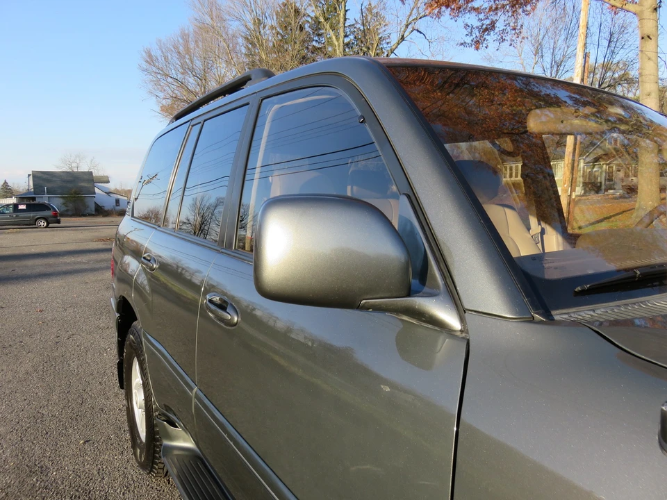 1999 Lexus LX 2nd Gen - Image 13 of 31