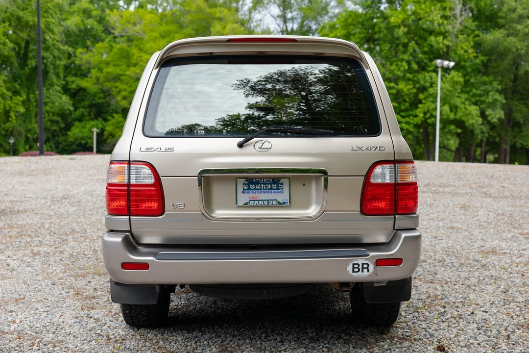 1999 Lexus LX 2nd Gen - Image 15 of 31