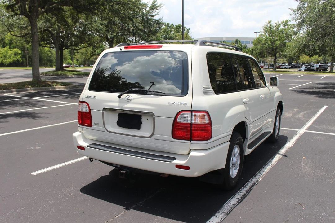 1999 Lexus LX 2nd Gen - Image 7 of 31