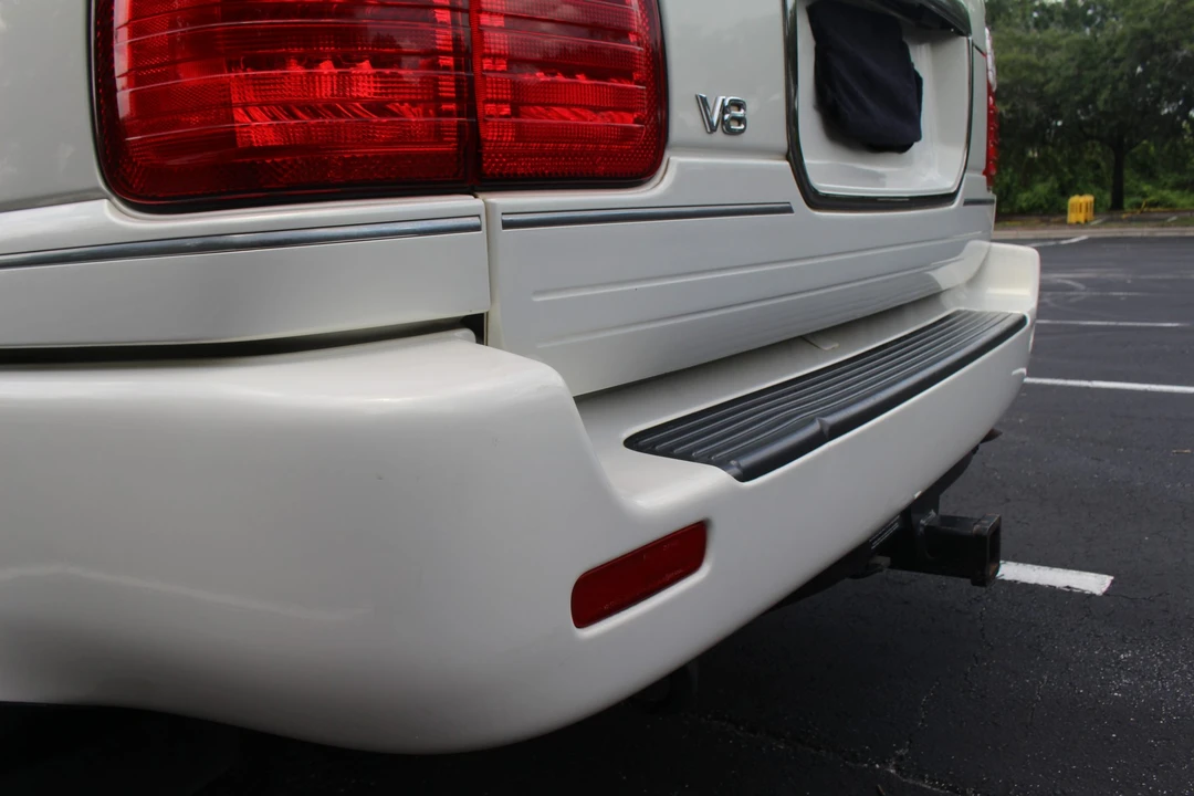 1999 Lexus LX 2nd Gen - Image 31 of 31