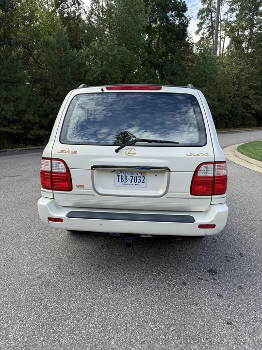 1999 Lexus LX 2nd Gen - Image 12 of 31