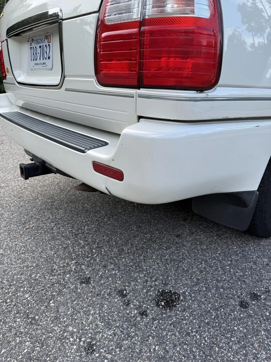 1999 Lexus LX 2nd Gen - Image 22 of 31