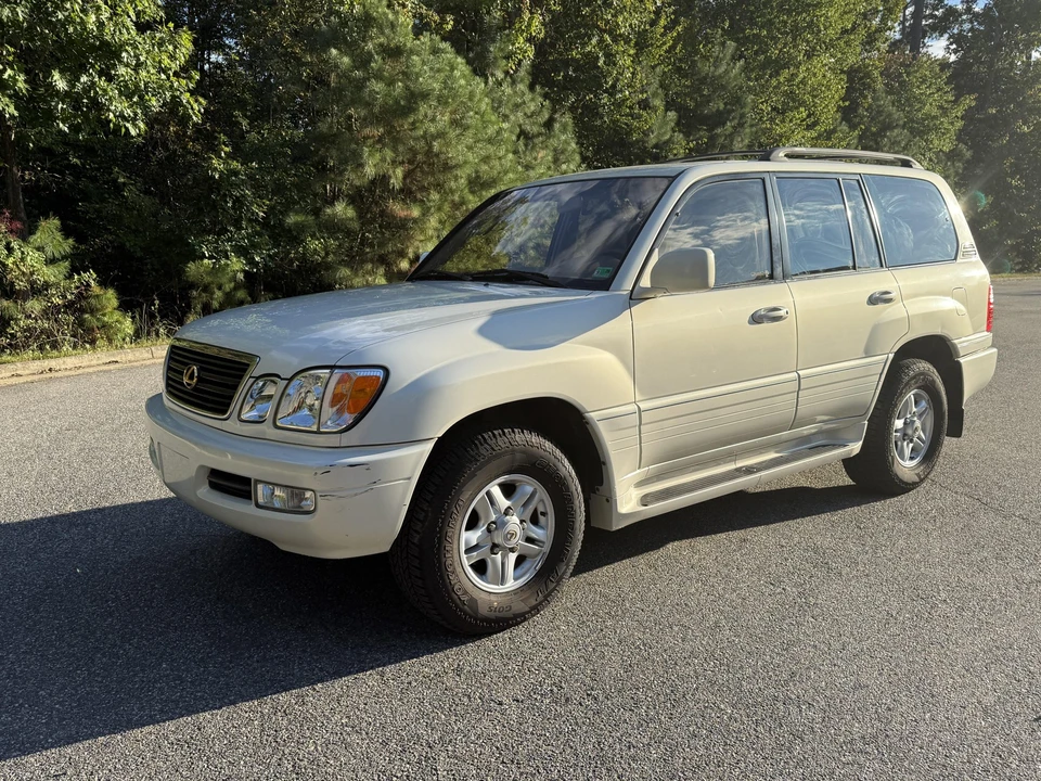 1999 Lexus LX 2nd Gen - Image 2 of 31