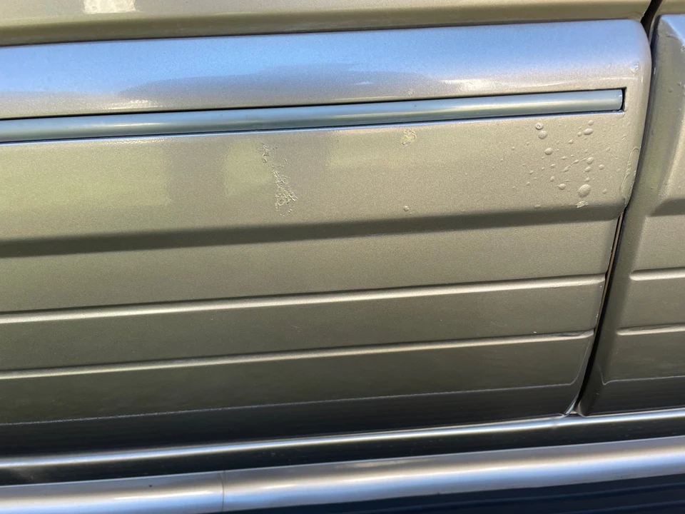 1999 Lexus LX 2nd Gen - Image 22 of 31