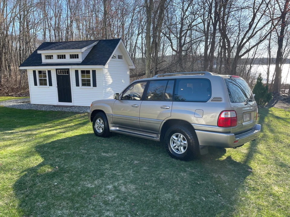 1999 Lexus LX 2nd Gen - Image 6 of 31