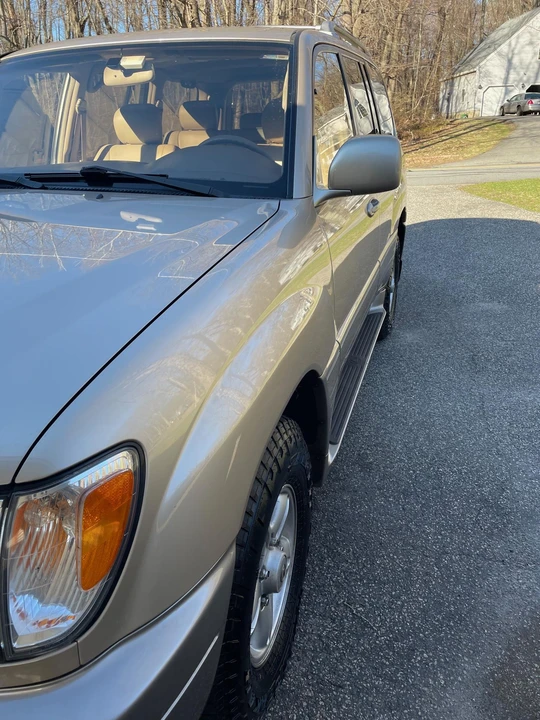 1999 Lexus LX 2nd Gen - Image 20 of 31