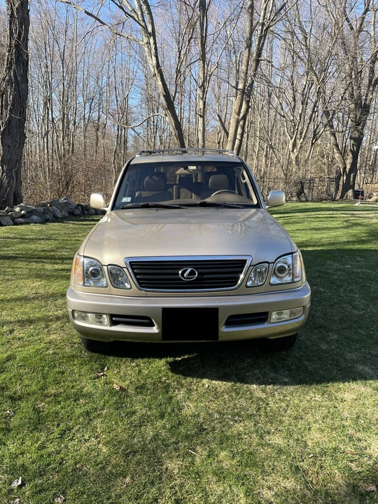 1999 Lexus LX 2nd Gen - Image 14 of 31