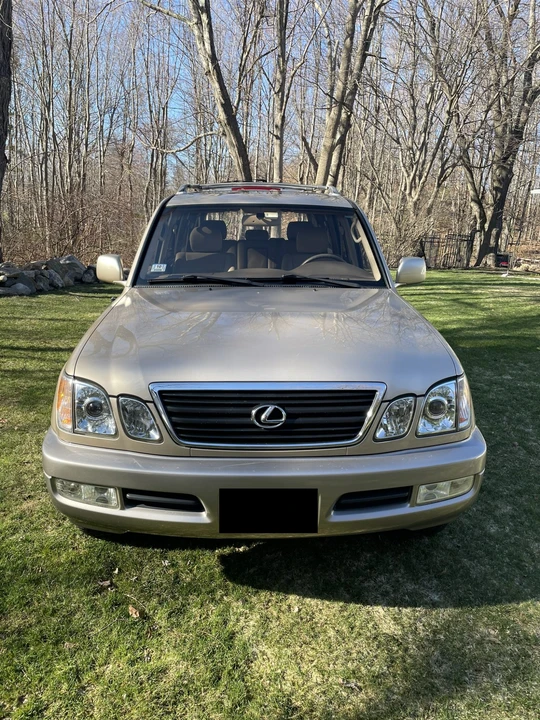 1999 Lexus LX 2nd Gen - Image 15 of 31