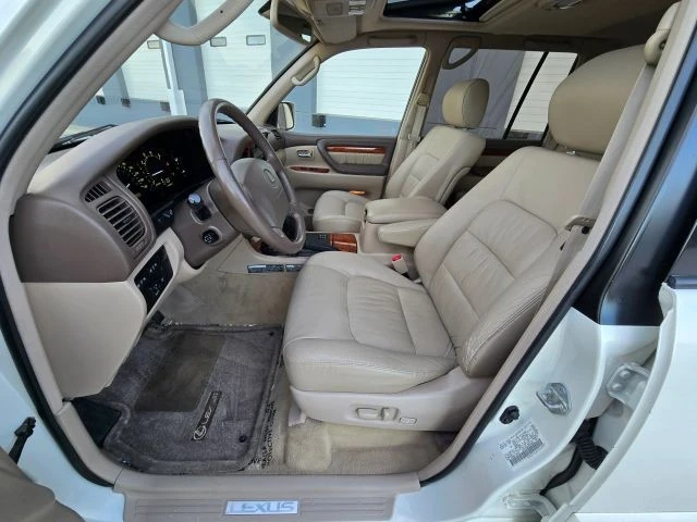 1999 Lexus LX 2nd Gen - Image 12 of 21