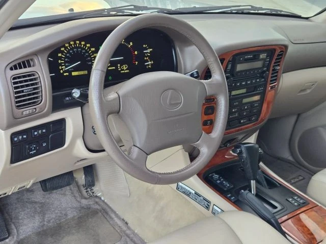 1999 Lexus LX 2nd Gen - Image 11 of 21