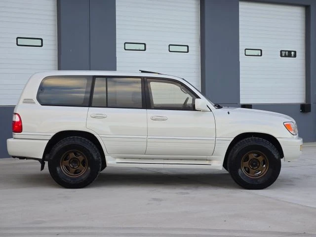 1999 Lexus LX 2nd Gen - Image 9 of 21