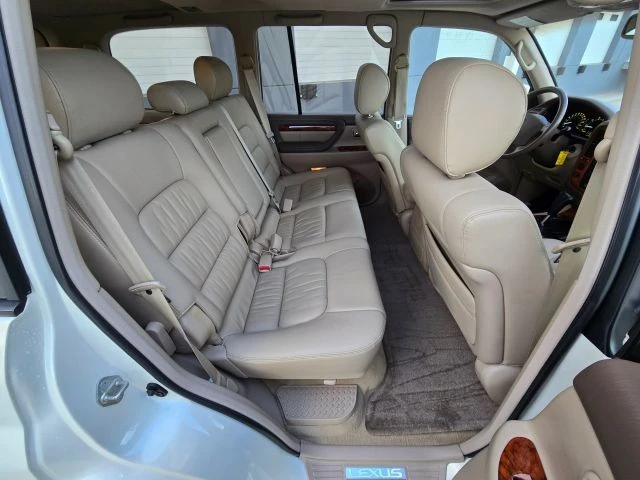 1999 Lexus LX 2nd Gen - Image 19 of 21