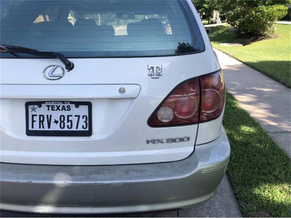 1999 Lexus RX 1st Gen - Image 12 of 15
