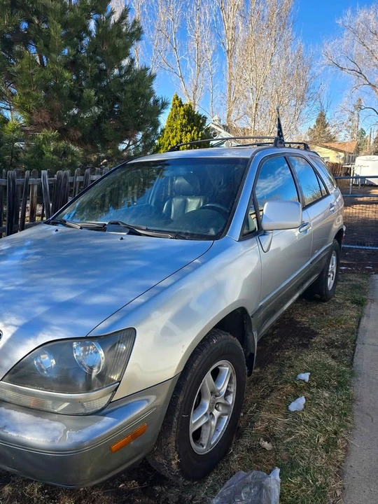 1999 Lexus RX 1st Gen - Image 2 of 7