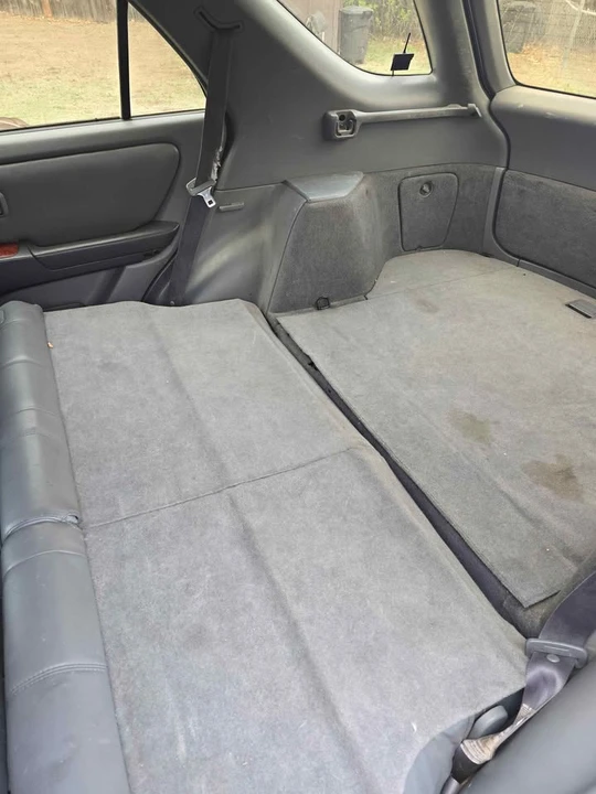 1999 Lexus RX 1st Gen - Image 6 of 7