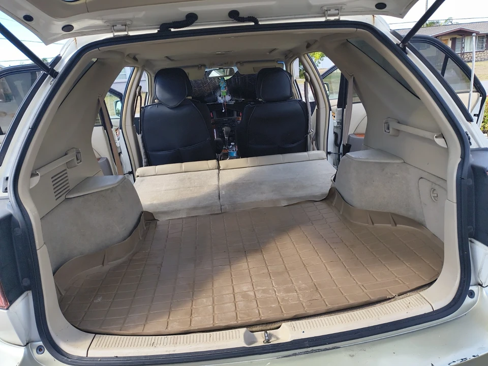 1999 Lexus RX 1st Gen - Image 19 of 20