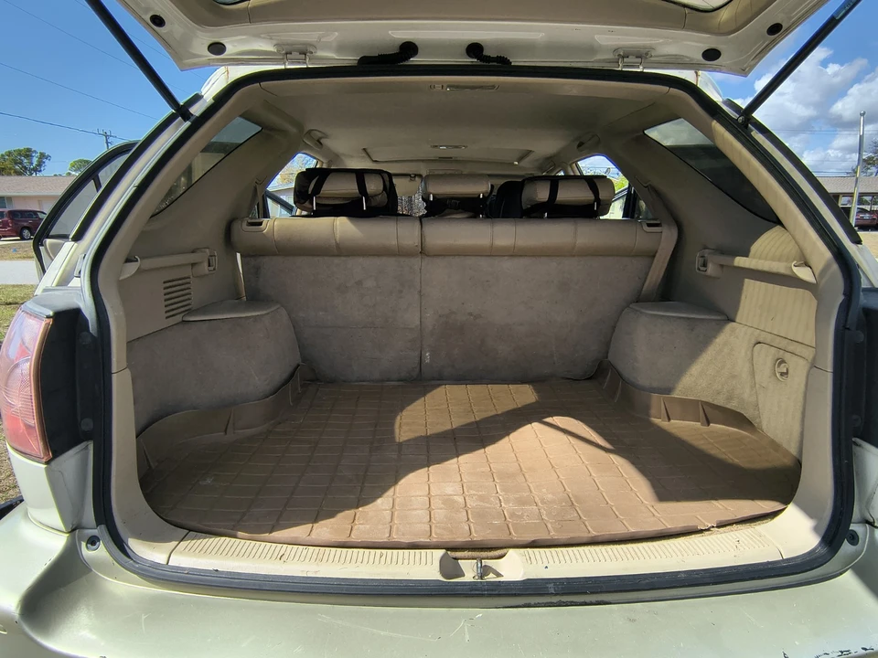 1999 Lexus RX 1st Gen - Image 17 of 20
