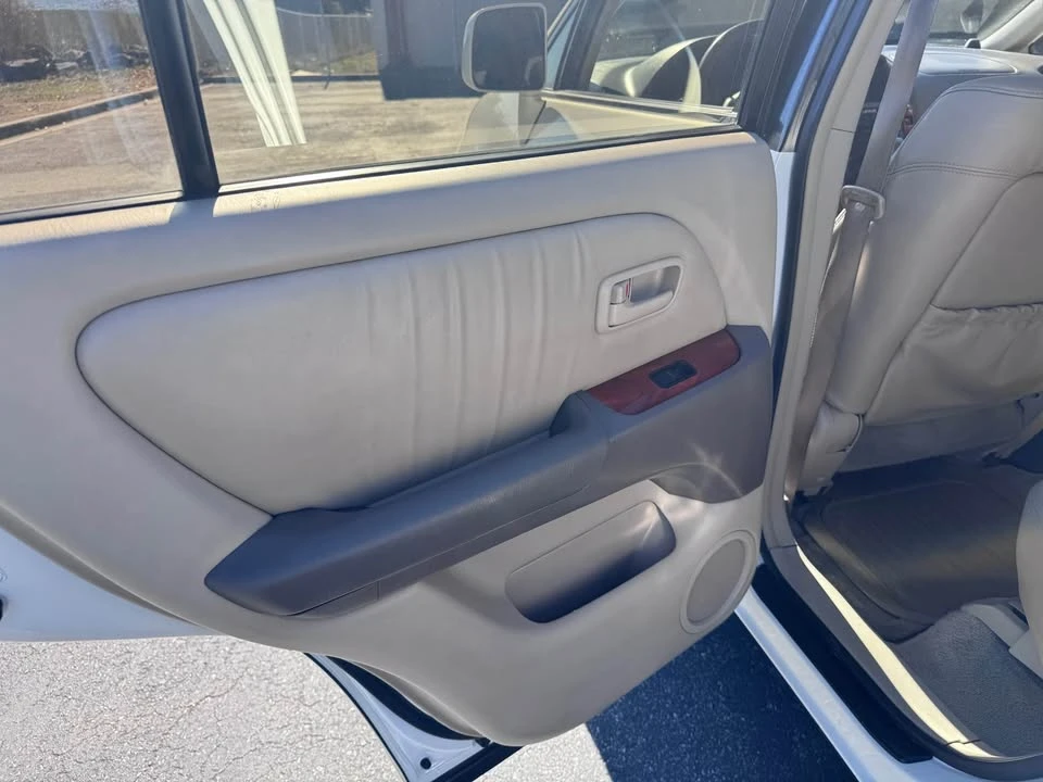 1999 Lexus RX 1st Gen - Image 13 of 17