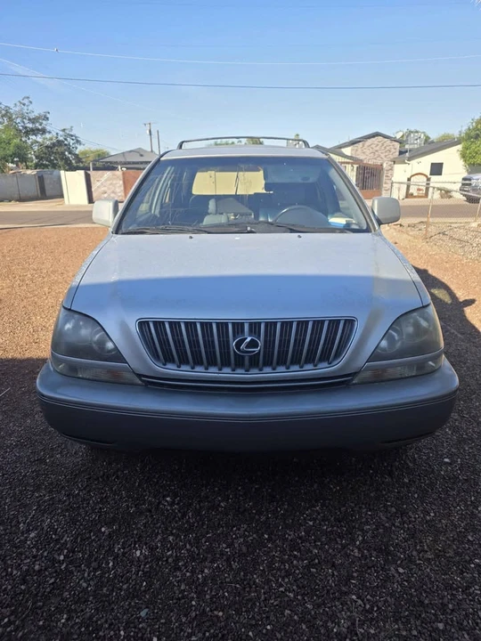 1999 Lexus RX 1st Gen - Image 4 of 6