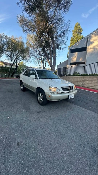 1999 Lexus RX 1st Gen - Image 6 of 14