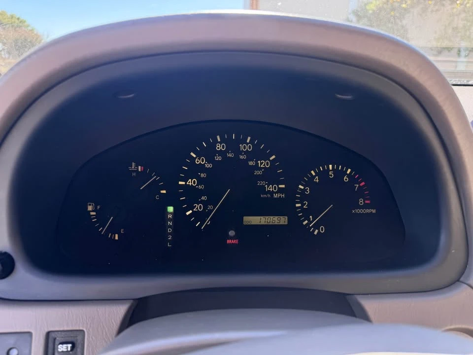 1999 Lexus RX 1st Gen - Image 7 of 17