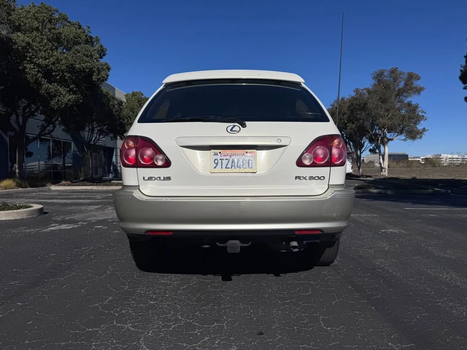 1999 Lexus RX 1st Gen - Image 2 of 17