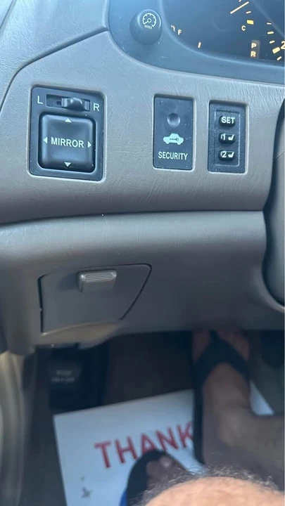 1999 Lexus RX 1st Gen - Image 13 of 14